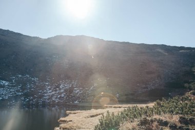 doğal Nesamovyte gölde Karpat Dağları, Ukrayna