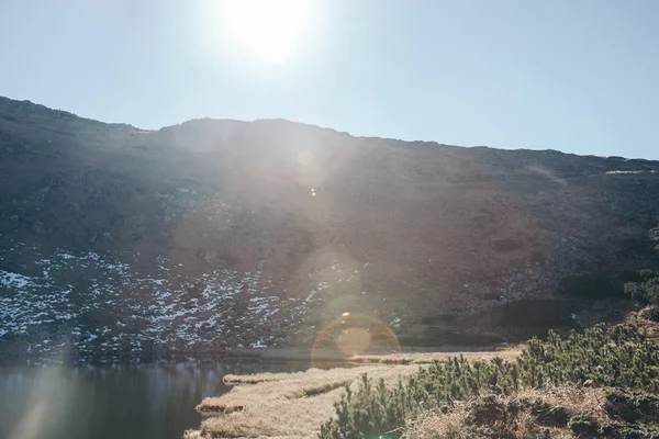 Scenico Lago Nesamovyte Nelle Montagne Dei Carpazi Ucraina — Foto Stock