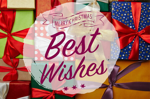 Квартира лежала с подарками, "наилучшими пожеланиями" и веселыми поздравлениями.
