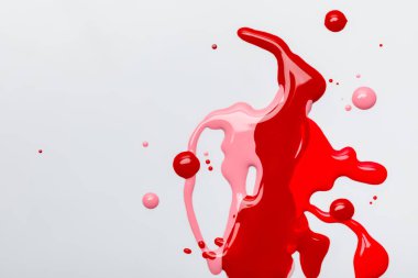gri izole oje parlak soyut çok renkli dökülmeleri üstten görünüm 