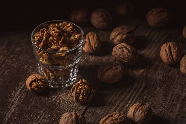 Close View Tasty Shelled Walnuts Glass Wooden Table — Free Stock Photo