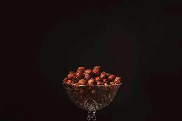 Close View Shelled Hazelnut Glassware Black Backdrop — Foto Stok Gratis