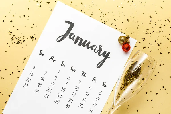 Top View January Calendar Christmas Baubles Glass Golden Confetti Beige — Stock Photo, Image