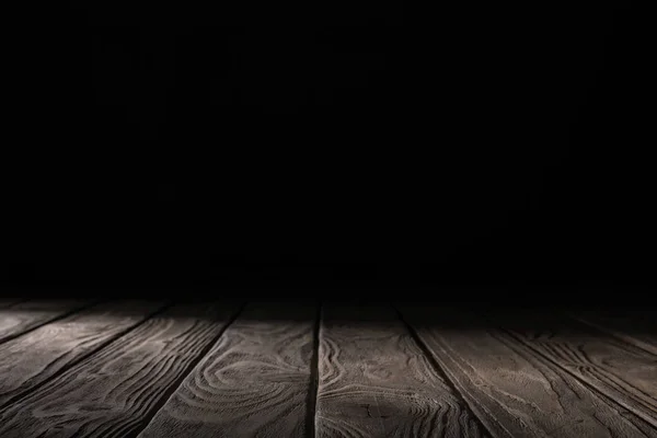 Коричневый Полосатый Деревянный Стол Черном — стоковое фото