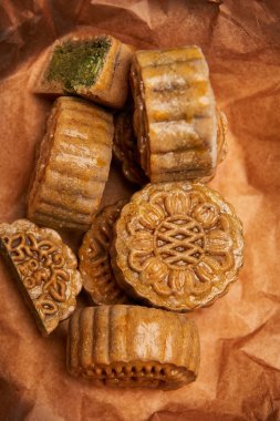 lezzetli fırında geleneksel Çin mooncakes yakın çekim