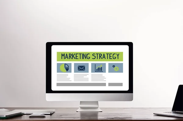 Számítógép Val Marketing Stratégia Illusztráció Munkahelyen Szürke Háttér Képernyő — Stock Fotó