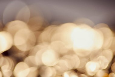 gri arka plan ile parlak kırpar ve parıldıyor