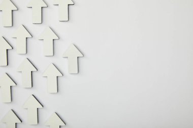 gri arka plan üzerinde beyaz işaretçiler Üstten Görünüm