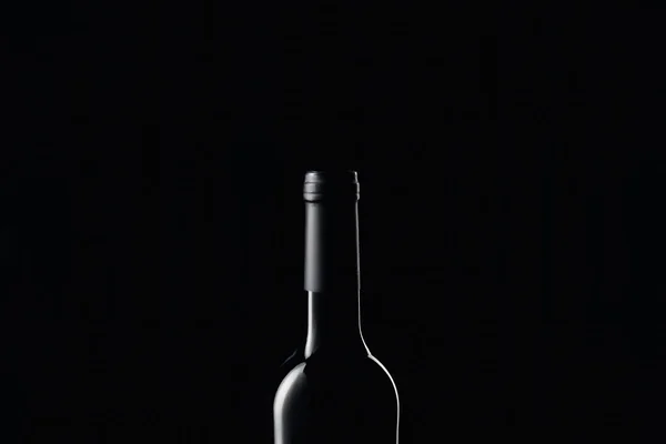 Скляна Пляшка Вина Темряві Ізольована Чорному — стокове фото