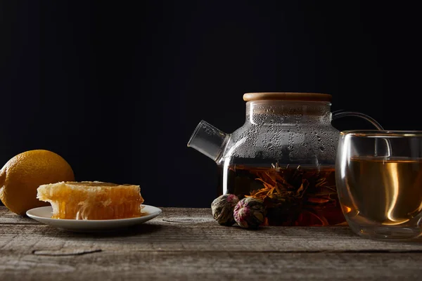 Transparent Teapot Blooming Tea Glass Lemon Honeycomb Wooden Table Isolated — Stock Photo, Image