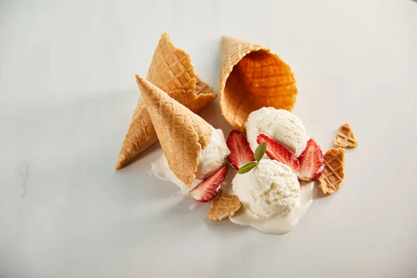 Waffle Cones Melting Ice Cream Strawberries Grey — Stock Photo, Image