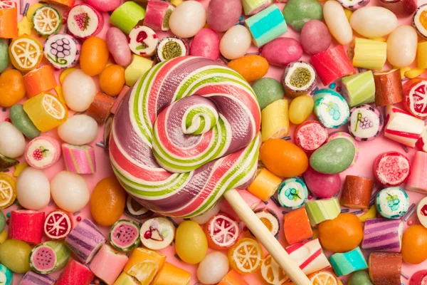 Top View Bright Delicious Multicolored Caramel Candies Swirl Lollipop Wooden — Stock Photo, Image