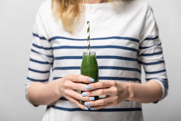 Cropped View Woman Holding Glass Bottle Tasty Green Smoothie Straw — Stock Photo, Image