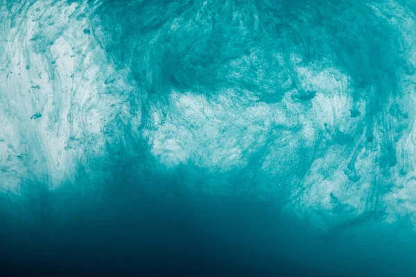 Vista Perto Dos Redemoinhos Tinta Azul Água — Fotografia de Stock