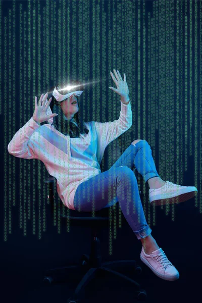 Young Shocked Woman Virtual Reality Headset Sitting Chair Gesturing Data — Stock Photo, Image