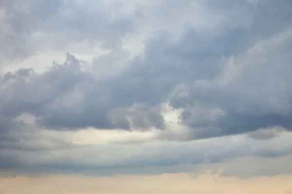 photo Sky Aesthetic Dark Blue Wallpaper 454 863 dark blue sky stock photos