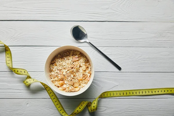 Top View Measuring Tape Breakfast Cereal Bowl Spoon Wooden White — Stock Photo, Image