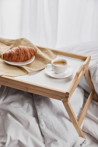 Fresh Croissant Coffee Wooden Tray Bed Morning — Stock Photo, Image