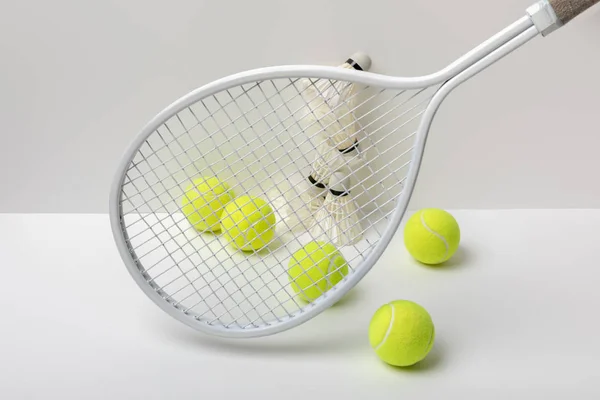 White Badminton Shuttlecocks Bright Yellow Tennis Balls Racket White Background — Stock Photo, Image