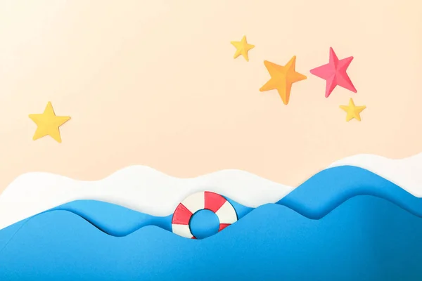 Draufsicht Auf Papierstrand Mit Seesternen Auf Sand Meer Mit Wellen — Stockfoto