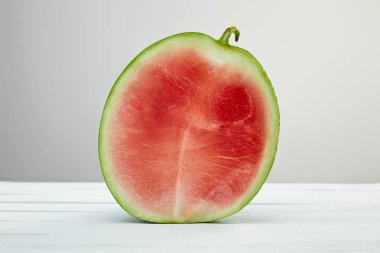 ahşap beyaz kırmızı tatlı siyah tablo Olgun