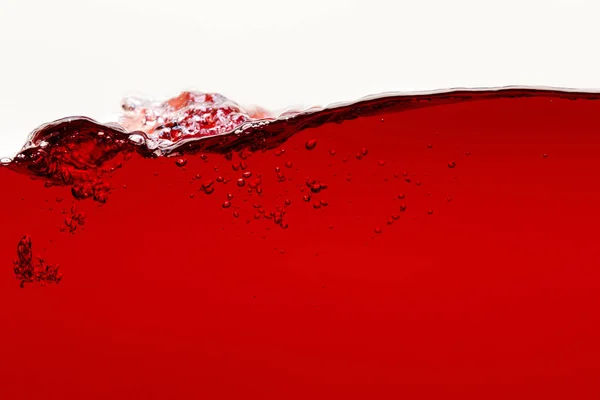 Líquido Brilhante Vermelho Ondulação Com Bolhas Isoladas Branco — Fotografia de Stock