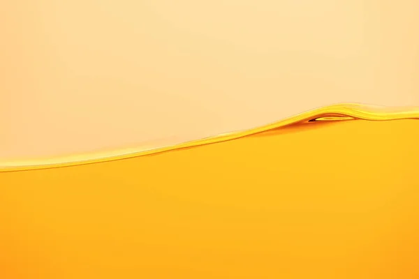Onda Líquida Brilhante Amarela Isolada Amarelo — Fotografia de Stock