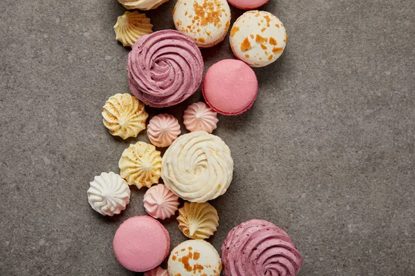 Top View Sweet Soft Zephyr Small Fresh Meringues French Macaroons — Stock Photo, Image