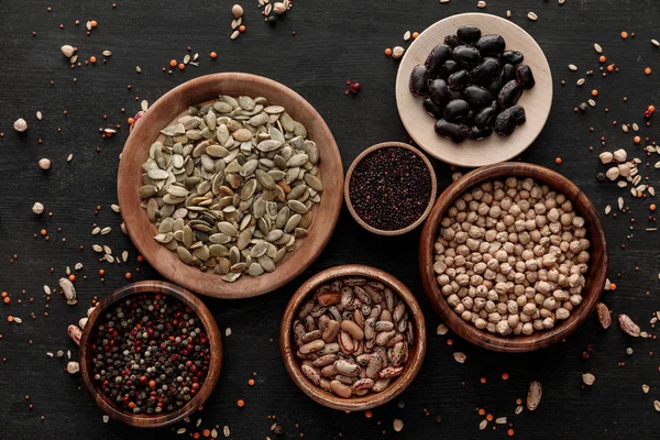 Top View Wooden Bowls Plates Raw Beans Chickpea Quinoa Pumpkin — Stock Photo, Image