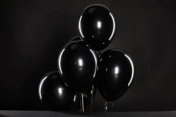 Haufen Schwarzer Luftballons Auf Schwarzem Schwarzem Freitag Konzept — Stockfoto