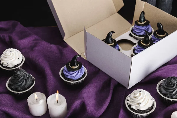 Tasty Halloween Cupcakes Blue Cream Decorative Witch Hats Box Burning — ストック写真