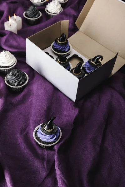 Tasty Halloween Cupcakes Blue Cream Decorative Witch Hats Box Burning — ストック写真