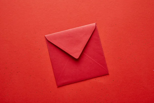 Top View Red Envelope Red Background — Stock Photo, Image