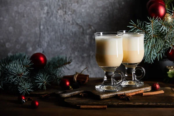 Traditional Eggnog Cocktail Cutting Board Decorated Spruce Branches Grey Stone — Stock Photo, Image