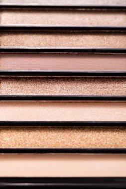 Pastel göz farı paletini kapat 