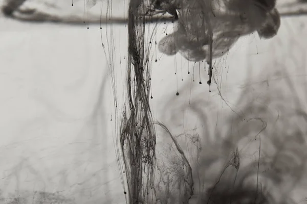 Абстрактний димчастий візерунок з чорною плямою — стокове фото