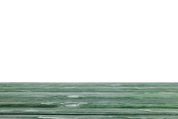 Dunkelgrün gestreifte Holztischplatte auf weiß — Stockfoto