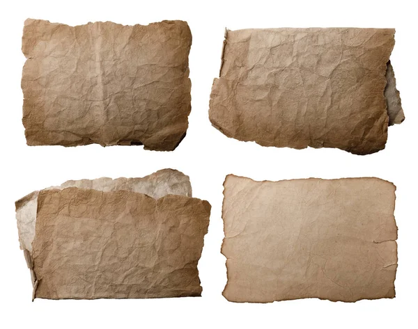 Fogli di pergamena bianchi antichi isolati su bianco — Foto stock