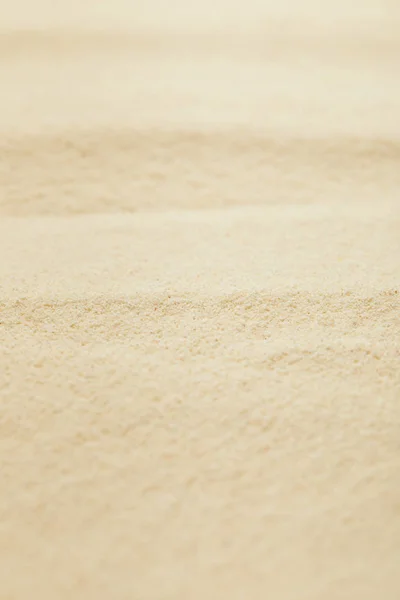 Foyer sélectif de la plage de sable doré en été — Photo de stock