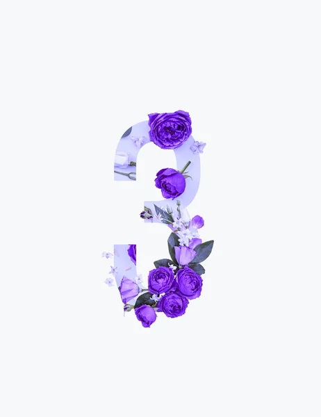 Kyrillischer Buchstabe mit violetten, hellen Blüten auf weißem Hintergrund — Stockfoto