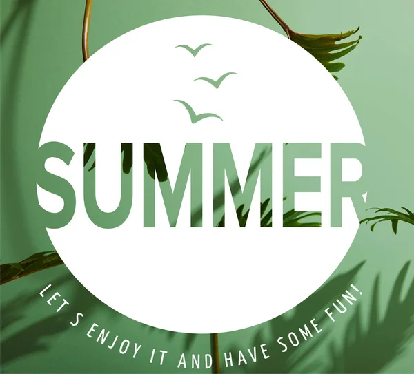 Fresh tropical green leaves on green background with summer illustration — Stock Photo