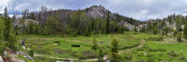 Rüzgar nehri aralığı, Rocky Dağları, Wyoming, hiking backpacking üzerinden Gösterim Titcomb Havzası için Elkhart Park Trailhead gitmekten geçmiş Hobbs, Seneca, ada, üst ve alt Jean göller gibi fotoğrafçılar işaret iz.