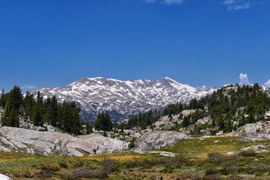 Rüzgar nehri aralığı, Rocky Dağları, Wyoming, hiking backpacking üzerinden Gösterim Titcomb Havzası için Elkhart Park Trailhead gitmekten geçmiş Hobbs, Seneca, ada, üst ve alt Jean göller gibi fotoğrafçılar işaret iz.