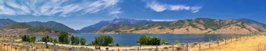 Heber, Utah County, Mount Timpanogos geyik Creek rezervuar Wasatch açık Rocky Dağları ve cennet yakınındaki arka görünümü panoramik manzara manzara. Utah, ABD.