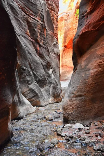 Kanarraville Falls Falls Dere Nehir Kumtaşı Cliff Oluşumları Şelale Kanarra — Stok fotoğraf