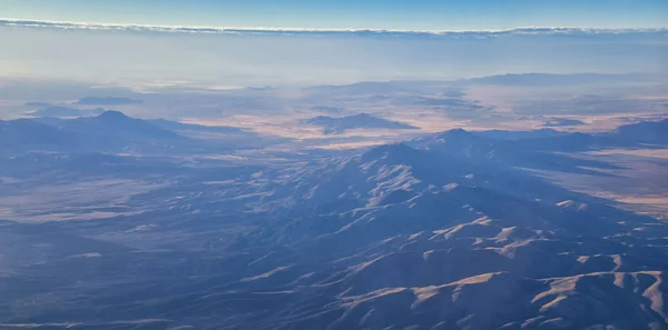Letecký Pohled Topografické Krajiny Skalistých Hor Letu Nad Colorado Utah — Stock fotografie