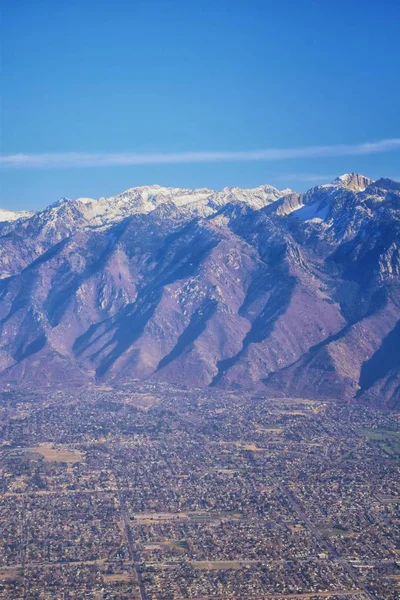 Vista Aérea Los Paisajes Wasatch Front Rocky Mountain Vuelo Sobre —  Fotos de Stock