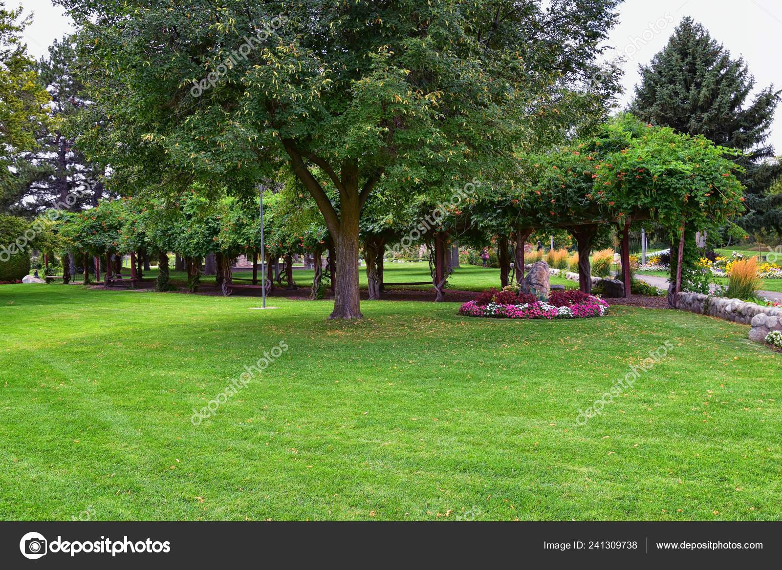 Views International Peace Gardens Which Botanical Garden Located