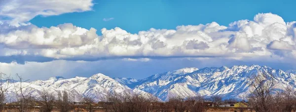 Invierno Vista Panorámica Las Montañas Rocosas Situadas Frente Nieve Great —  Fotos de Stock