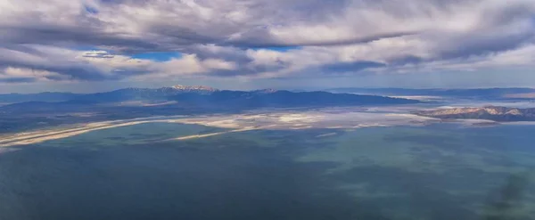 Great Salt Lake Utah Widok Lotu Ptaka Samolotu Patrząc Kierunku — Zdjęcie stockowe